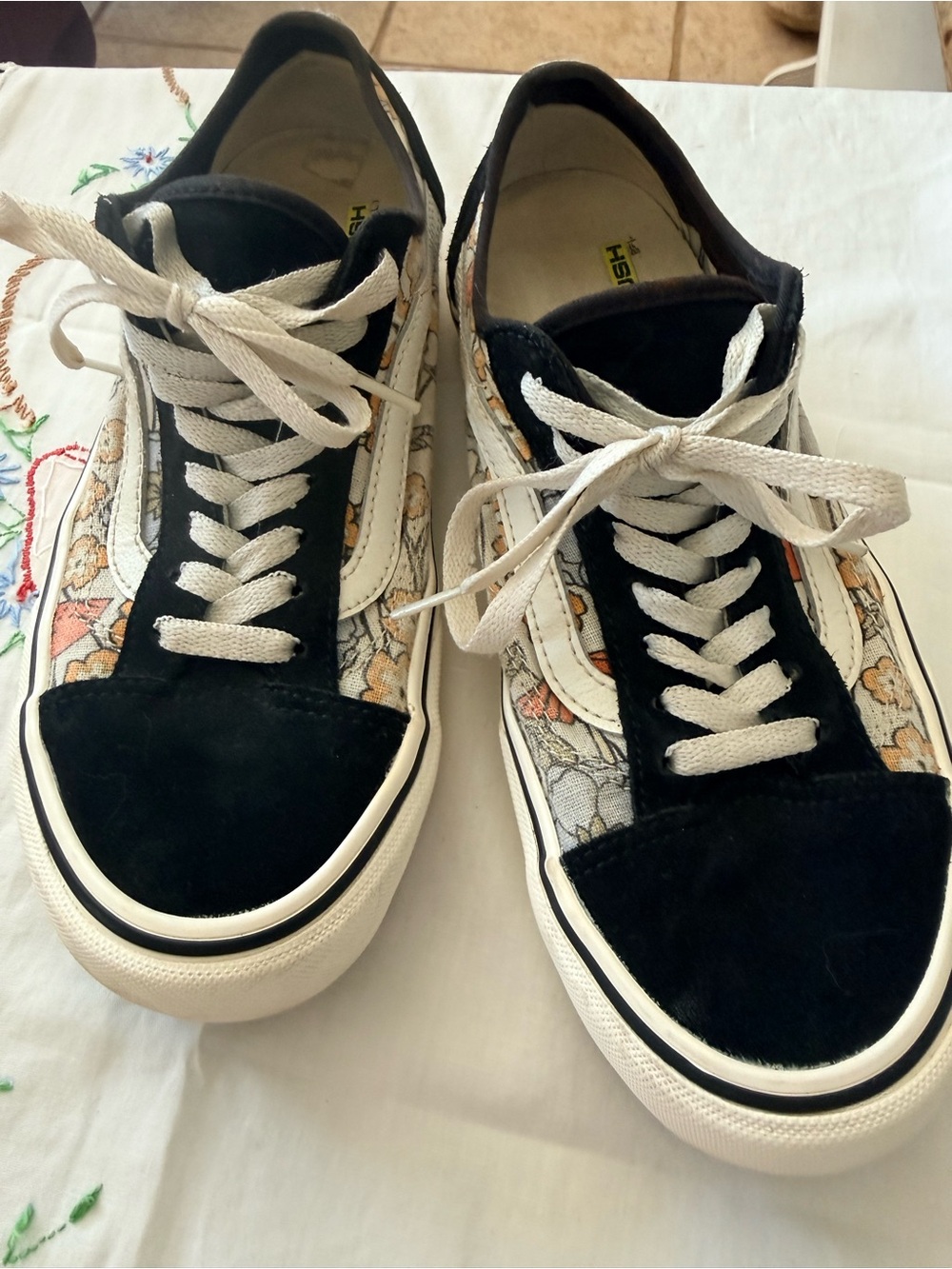 Vans Decon Floral Black Suede Old Skool low tops Unisex Sneakers W9 - Picture 9 of 9